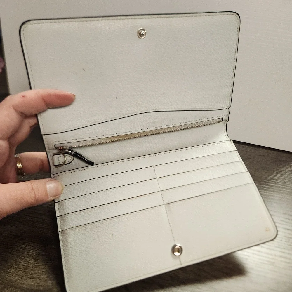 Kate Spade New York Darcy Leather Clutch Wallet Wristlet Pebbled Black